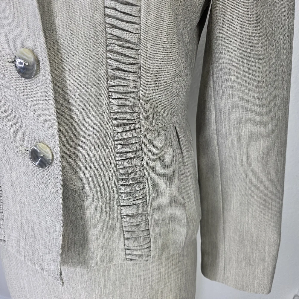 LeSuit Three Button Jacket & Skirt Suit Set Neutral Tan Beige Gray Weave Sz 6 - Picture 7 of 16